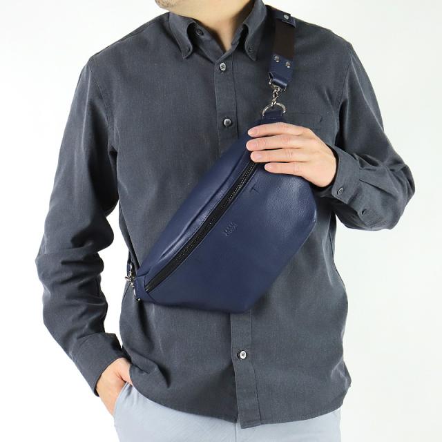【商品レビューで+5%】タケオキクチ バッグ ボディバッグ メンズ ブランド 小さめ TAKEO KIKUCHI フィル 709911 ワンショルダーバッグ 斜め掛けバッグ ポーチ 小物入れ 山羊革 ゴートレザー ゴート革 本革 レザー 革 軽量 レディース カジュアル オシャレ 人気 正規品_3