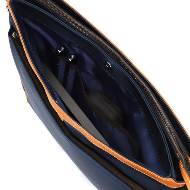 【商品レビュー記入で+5%】タケオキクチ バッグ ショルダーバッグ メンズ ブランド TAKEO KIKUCHI マーカス 715113 斜め掛けバッグ 肩掛け A4 B5 撥水 普段使い ビジネス 通勤 旅行 トラベル レジャー ナイロン 牛革付属 軽量 レディース カジュアル オシャレ 人気 正規品_11
