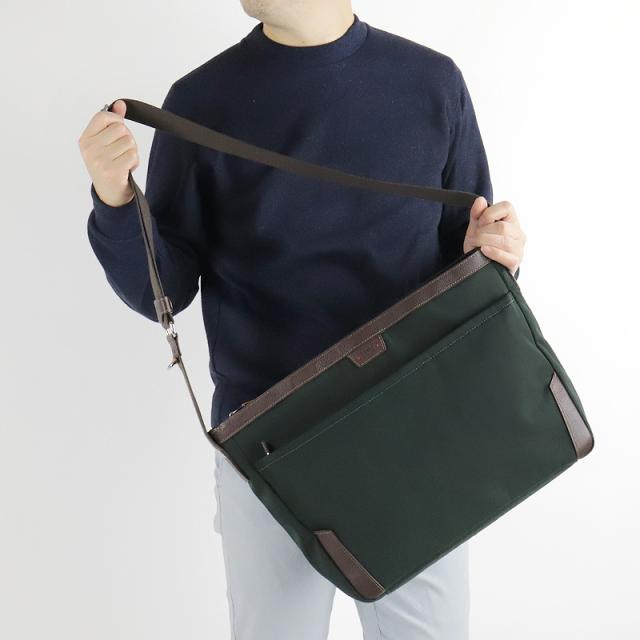 【商品レビュー記入で+5%】タケオキクチ バッグ ショルダーバッグ メンズ ブランド TAKEO KIKUCHI マーカス 715113 斜め掛けバッグ 肩掛け A4 B5 撥水 普段使い ビジネス 通勤 旅行 トラベル レジャー ナイロン 牛革付属 軽量 レディース カジュアル オシャレ 人気 正規品_14