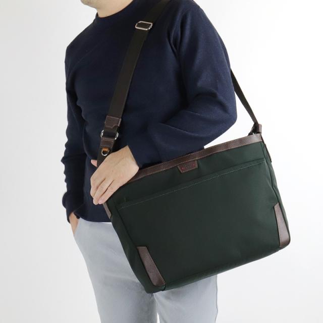【商品レビュー記入で+5%】タケオキクチ バッグ ショルダーバッグ メンズ ブランド TAKEO KIKUCHI マーカス 715113 斜め掛けバッグ 肩掛け A4 B5 撥水 普段使い ビジネス 通勤 旅行 トラベル レジャー ナイロン 牛革付属 軽量 レディース カジュアル オシャレ 人気 正規品_3