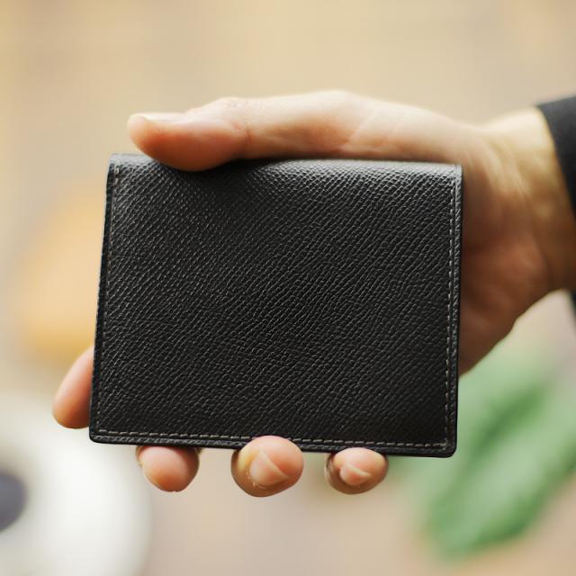 【商いもの文芸評論で+5%】イズイット 紙入れ 二つ折り メンズ ブランド名 本革 二つ折り紙入れ IS/IT DUTCH小物 ダッチ小物 977604 紙入れ ハーフウォレット 折紙入れ パウダーコンパクト ミニ紙入れ 牛皮   革 なめし革 オシャレ 心地よい 定まり品 定まり売りわたす店 一般受け ウォレット 革小物
