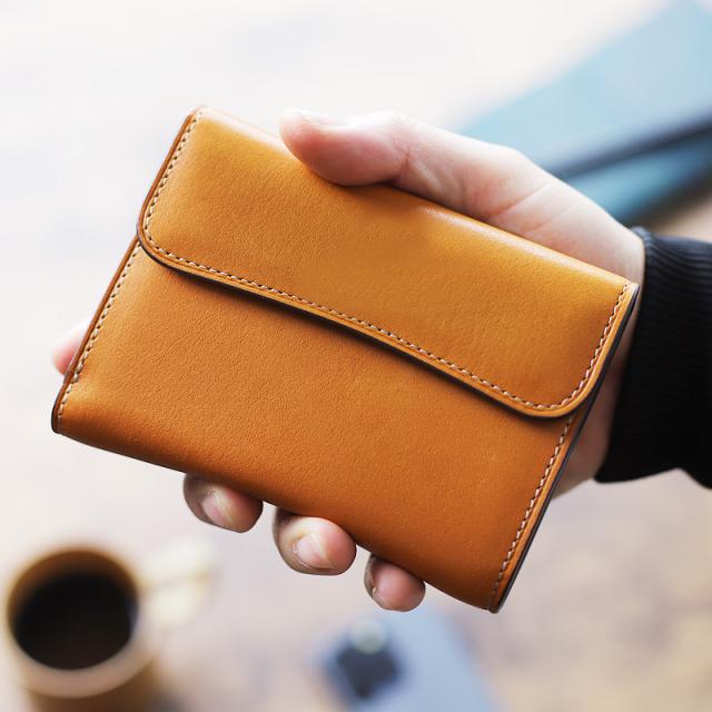 【商品レビューで+5%】イズイット 財布 三つ折り メンズ ブランド 本革 三つ折り財布 IS/IT グローブ小物 948604 札入れ 折財布 ミドルウォレット セミ長財布 牛革 革 レザー グローブレザー オシャレ カジュアル 正規品 正規販売店 人気 さいふ サイフ ウォレット 革小物_11