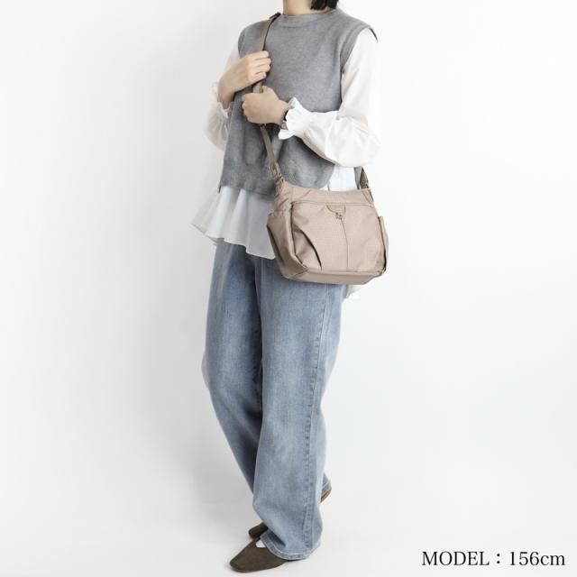 【商品レビュー記入で+5%】カナナ カナナプロジェクトコレクション ショルダーバッグ レディース バッグ A6 斜めがけ 肩掛け 4L 小さめ ブランド 軽量 人気 オシャレ  普段使い お出かけ タウン デイリー 斜めがけバッグ 旅行 VYG シェリ Kanana Project COLLECTION 17942 商品レビュー記入で+5%】カナナ カナナプロジェクトコレクション