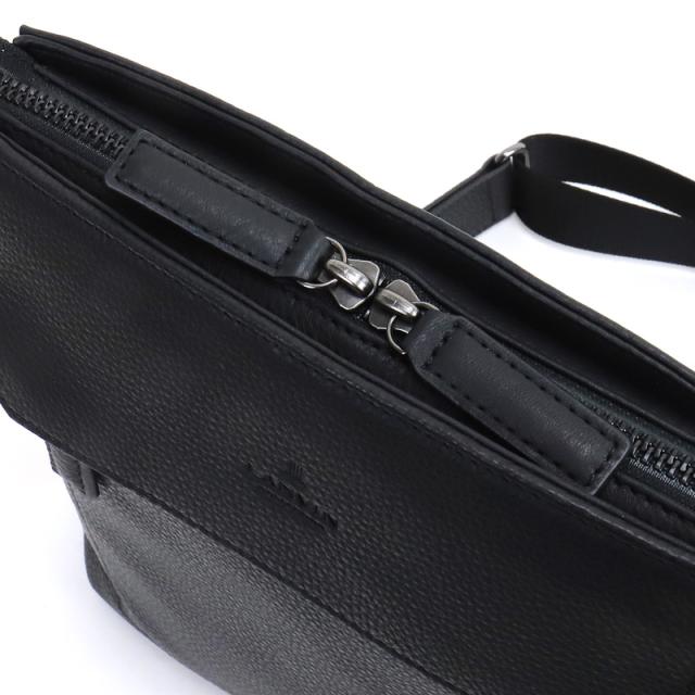 【商いもの文芸評論で+5%】ランバン 御徒面子 ショルダーバッグ メンズ ブランド名 ランバンコレクション LANVIN COLLECTION  カンヌ A5 B5 285111 曲がった掛け御徒面子 肩かけ 縦型 普段使い走り 旅する 通い 商行為 ビジカジ 心地よい 撥水 牛皮 なめし革 本革 軽さ 定まり品 定まり売りわたす店