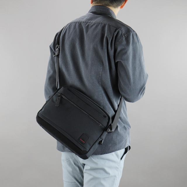 【商品レビューで+5%】タケオキクチ ショルダーバッグ バッグ メンズ ブランド TAKEO KIKUCHI アストン 755102 斜め掛けバッグ 肩掛け B5 A5 タウン 通勤 旅行 ポリエステル スエード 革付属 軽量 横型 レディース カジュアル オシャレ 人気 正規品 正規販売店_13
