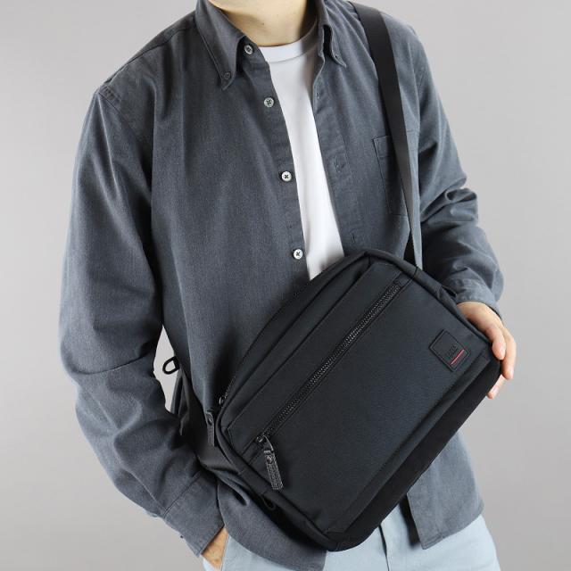 【商品レビューで+5%】タケオキクチ ショルダーバッグ バッグ メンズ ブランド TAKEO KIKUCHI アストン 755102 斜め掛けバッグ 肩掛け B5 A5 タウン 通勤 旅行 ポリエステル スエード 革付属 軽量 横型 レディース カジュアル オシャレ 人気 正規品 正規販売店_3