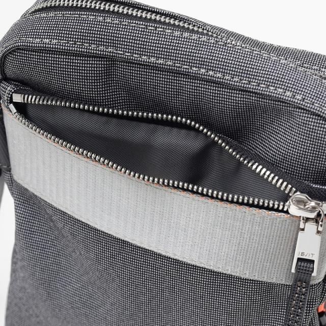 【商品レビューで+5%】イズイット バッグ ショルダーバッグ メンズ ブランド IS/IT ニードル ミニショルダーバッグ ショルダーポーチ 斜め掛け 斜め掛けバッグ 肩掛け 軽量 縦型 普段使い シンプル 通学 旅行 トラベル ビジネス 通勤 レディース 人気 鞄 バッグ 927111_2
