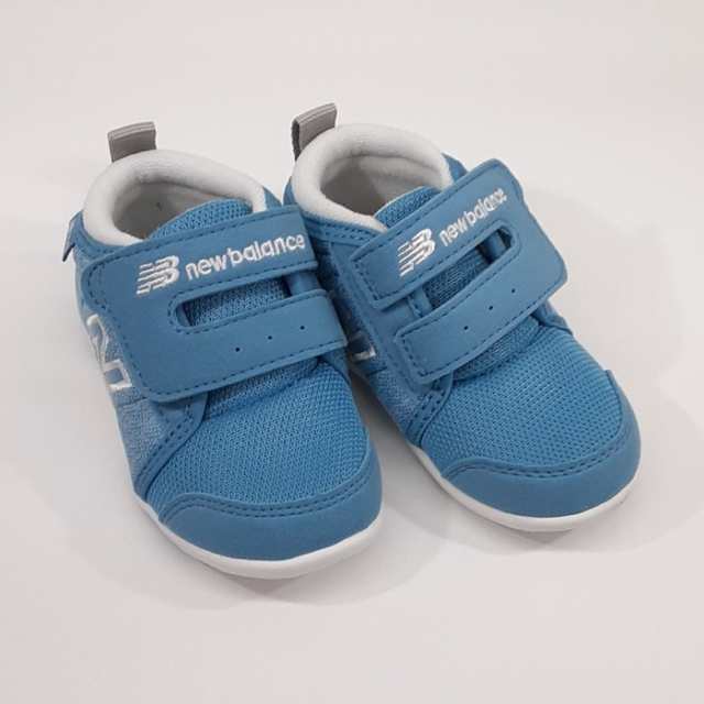 ニューバランス New Balance Io123 ファーストシューズ 1歳児 よちよち Hlu ブルーの通販はau Pay マーケット キャプテン