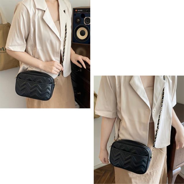 春新作 レザー調チェーンバッグ 即納 鞄 バッグ レザー調 ショルダーバッグ レディース 斜め掛け キルティング 結婚式 Instagramの通販はau Pay マーケット ショップにこにこ