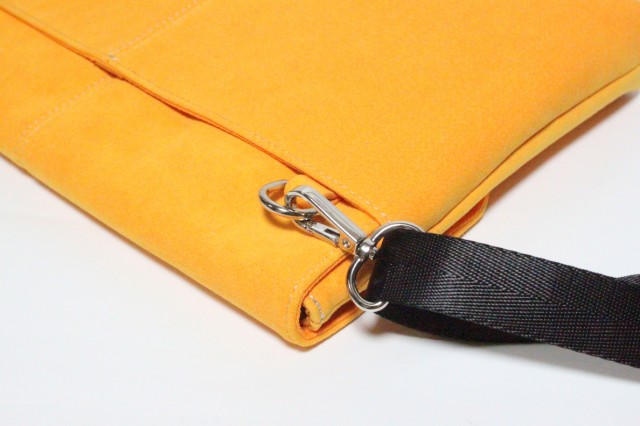 Maturi マトゥーリ】 最高級 アルカンターラ ピスタシリーズ