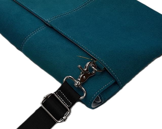 【Maturi マトゥーリ】 アルカンターラ ピスタシリーズ エグゼクティブ サコッシュ ショルダー MT-44s S.BLUE 定価19800円 Maturi マトゥーリ】 最高級 アルカンターラ ピスタシリーズ