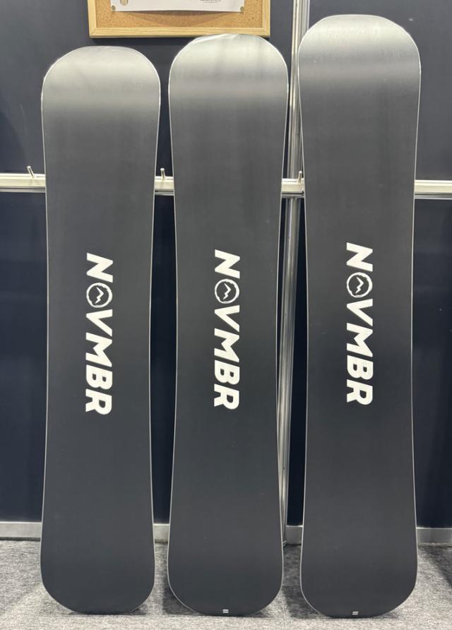 スノーボード November Desire W 147 147ラスト1本 25-26 ノベンバー スノーボード NOVEMBER DESIRE