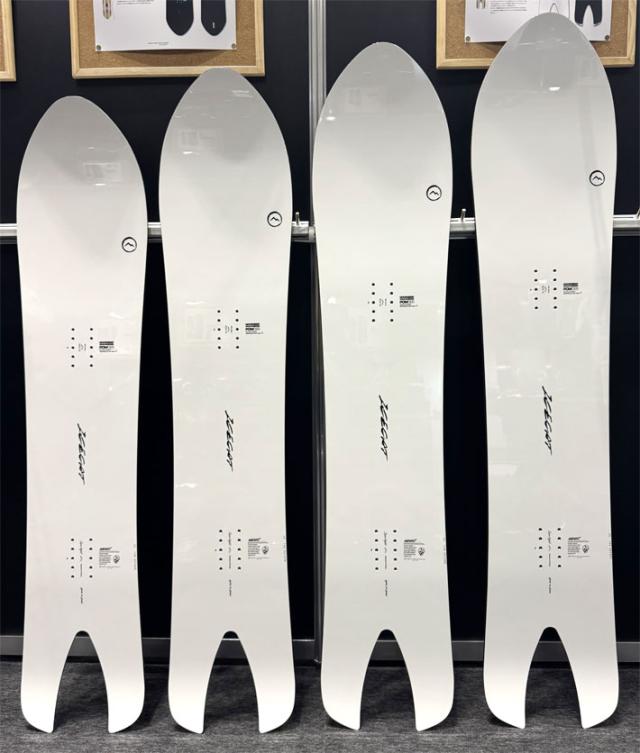 November ICECAT スノーボード パウダーボード フリーラン スノボ