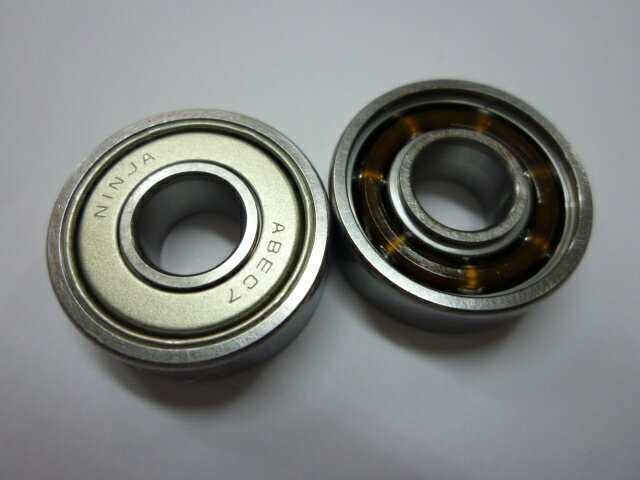 NiNjA ニンジャ ABEC7 スターケース（オイル・8個入り ...