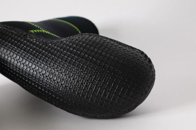 2025 MAGIC マジック 3.5mm サーフブーツ Prime α HYB SOX 3.5mm 先丸タイプ プライムアルファハイブリッドソックス [MG-1]   冬用 防寒 日本製 サーフィンソックス サーフソックス