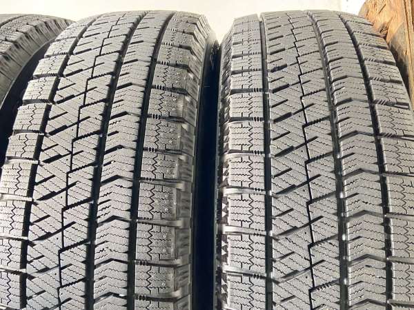 中古】ブリヂストン ブリザック VRX2 195/65R16 RAPID 16インチ 100-4 