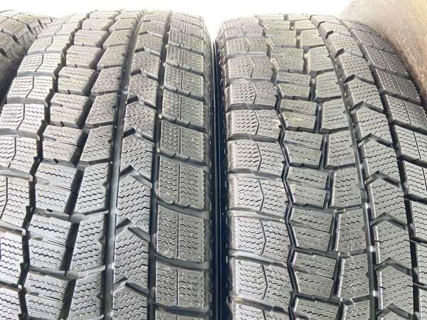 ダンロップ ウインターマックスWM02 スタッドレス 4本セット 中古 中古】ダンロップ ウィンターマックス WM02 195/65R16 4本セット