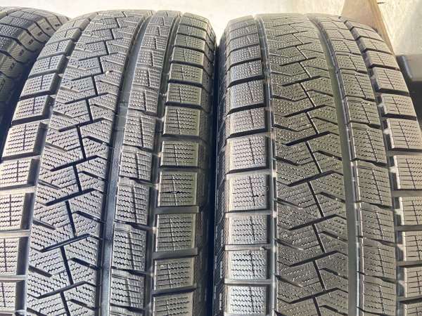 中古】ピレリ アイスアシンメトリコ PLUS 225/65R17 4本セット 中古】ピレリ アイスアシンメトリコ PLUS 225/65R17 4本セット