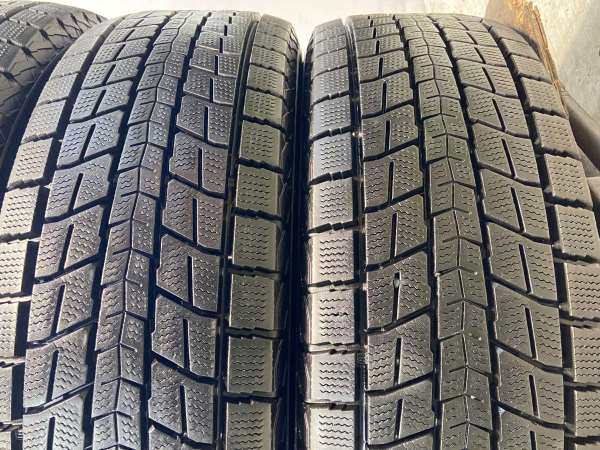 中古】ダンロップ ウィンターマックスSJ8+ 225/65R17 4本セット