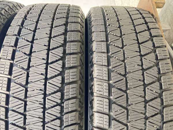 中古】ブリヂストン ブリザック DM-V3 225/65R17 4本セット 中古】ブリヂストン ブリザック DM-V3 225/65R17 4本セット