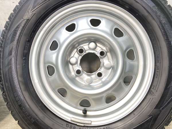 【中古】ダンロップ ウィンターマックス WM02 185/70R14 　 14インチ 100-4穴 4本 中古タイヤ・スタッドレスタイヤ_3