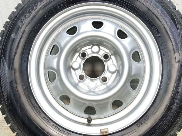 【中古】ダンロップ ウィンターマックス WM02 185/70R14 　 14インチ 100-4穴 4本 中古タイヤ・スタッドレスタイヤ_5