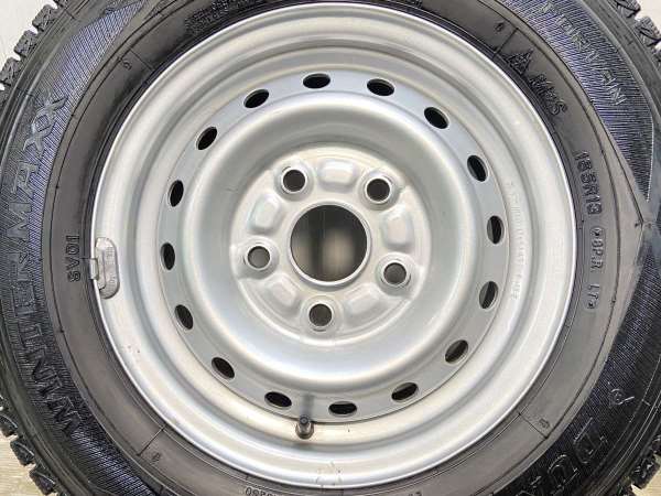 【中古】ダンロップ ウィンターマックス SV01 165R13 ダイハツ純正 13インチ 114.3-5穴 4本 中古タイヤ・スタッドレスタイヤ_4