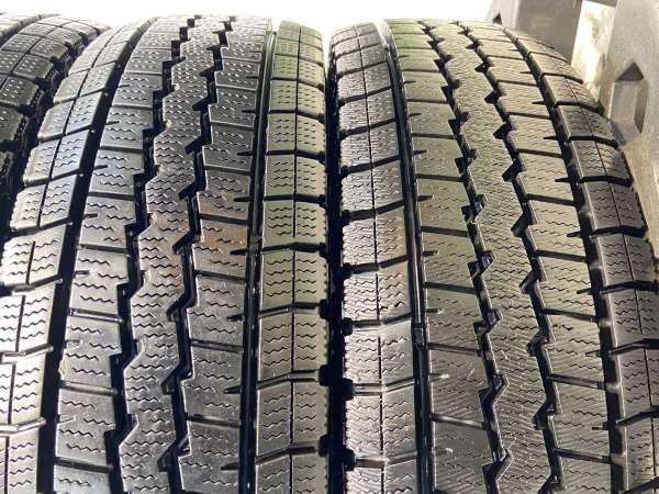 165R13 8PR WINTER MAXX SV01 新品4本セット 165R13 8PR WINTER MAXX SV01 新品4本セット スタッドレス4本 165R13