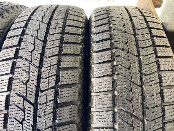 中古】トーヨータイヤ オブザーブ GIZ2 195/65R16 4本セット