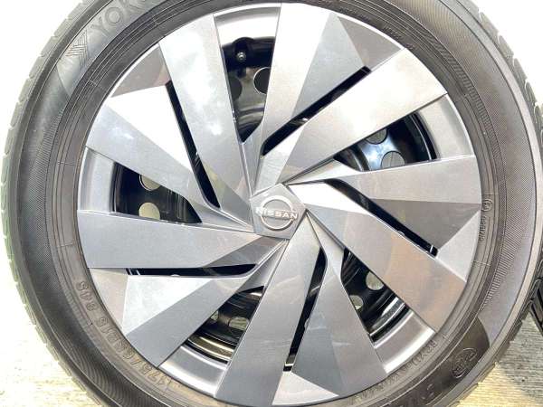 【中古】ヨコハマ ブルーアース 175/65R15 日産純正 15インチ 100-4穴 4本 中古タイヤ・サマータイヤ_5