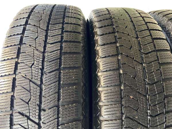 中古】トーヨータイヤ オブザーブ GIZ2 195/65R15 エクシーダー 15 