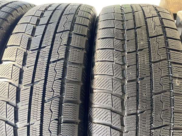 【中古】トーヨータイヤ ウィンタートランパス TX 215/65R16 4本セット スタッドレスタイヤ_2
