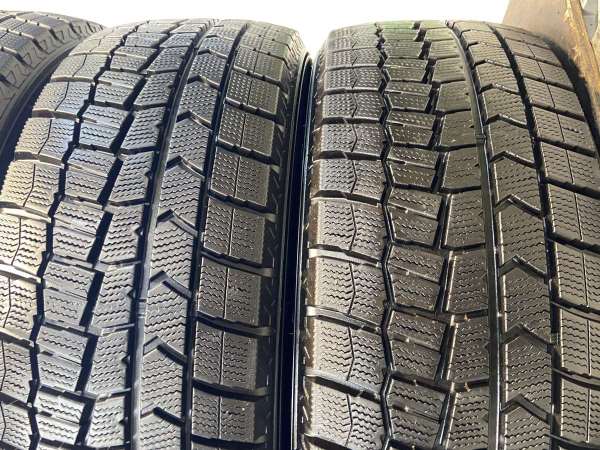中古】ダンロップ ウィンターマックス WM02 215/55R17 4本セット