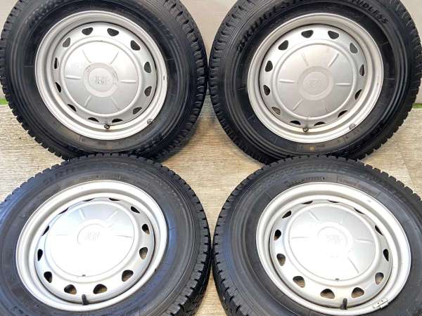 ブリヂストン ブリザックVL1 ホイールセット センターキャップ付き