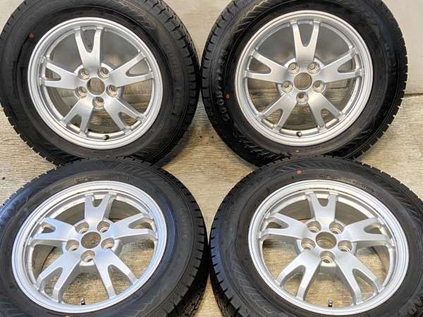 【中古】グッドイヤー アイスナビ 8 195/65R15 トヨタ純正  15インチ 100-5穴 4本 中古タイヤ・スタッドレスタイヤ