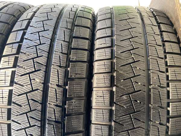 中古】ピレリ アイスアシンメトリコPLUS 205/55R16 4本セット 