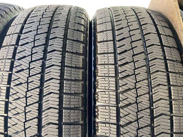 【中古】ブリヂストン ブリザック VRX2 205/60R16 4本セット スタッドレスタイヤ_2