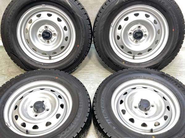 【中古】DUNLOP ウィンターマックス WM02 185/70R14 キャロウィン J9 14インチ 100-4穴 4本 中古タイヤ・スタッドレスタイヤ
