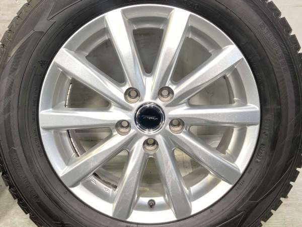 【中古】ダンロップ ウィンターマックス WM02 205/65R16 　 TOPRUN 16インチ 114.3-5穴 4本 中古タイヤ・スタッドレスタイヤ
