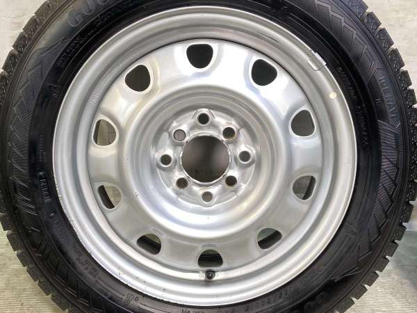【中古】グッドイヤー アイスナビ 8 185/60R15 　 TOPY V13 15インチ 100/114.3-4穴 4本 中古タイヤ・スタッドレスタイヤ_5