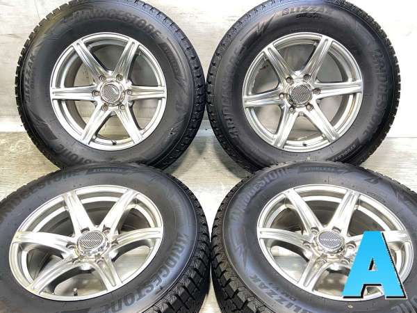 中古】ブリヂストン ブリザックDM-V3 265/65R17 URBAN SPORTS 17インチ 