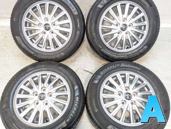 【中古】ミシュラン エナジーセイバー4 195/65R15 トヨタ純正 15インチ 114.3-5穴 4本 中古タイヤ・サマータイヤ 27,820円