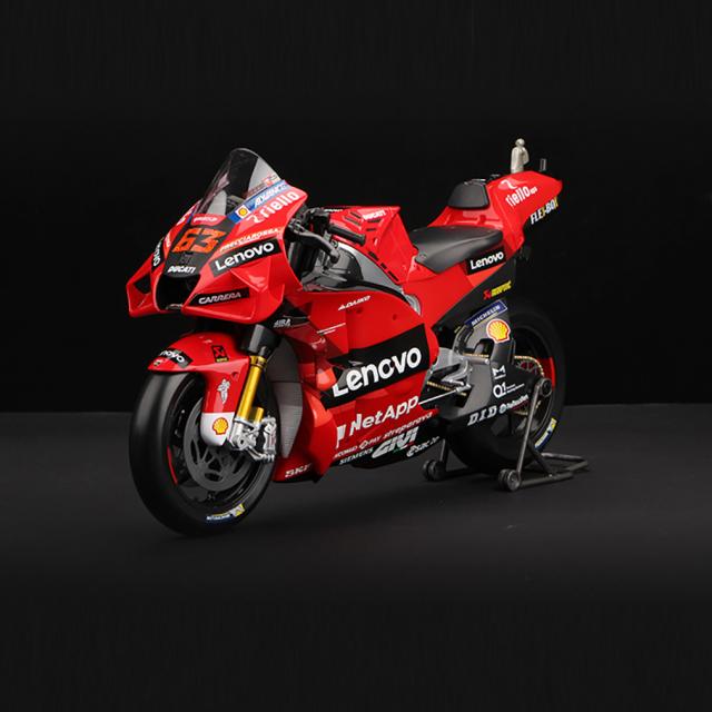 ドゥカティ　MotoGP　#63　2022年ワールドチャンピオン　1:6  ミニカー おもちゃ_2