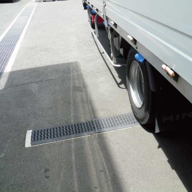 U字溝 グレーチング 溝蓋 5枚入り 180mm 樹脂製 耐荷重6t 業界初 日本製 grating 【代引不可】_14