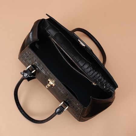 サマンサタバサ トートバッグ イタリアンカーフレザー 大サイズ ブラック Samantha Thavasa サマンサ タバサ ブランド 正規品 新品 ギフト プレゼント 人気 おすすめ 誕生日 記念日 クリスマス 送料無料 ラッピング無料 サマンサタバサ トートバッグ イタリアンカーフレザー 大サイズ