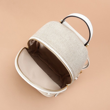 サマンサタバサ リュック リネンミニリュック ホワイト Samantha Thavasa サマンサ タバサ ブランド 正規品 新品 ギフト プレゼント 人気 おすすめ 誕生日 記念日 クリスマス 送料無料 ラッピング無料 サマンサタバサ リュック リネンミニリュック ホワイト Samantha