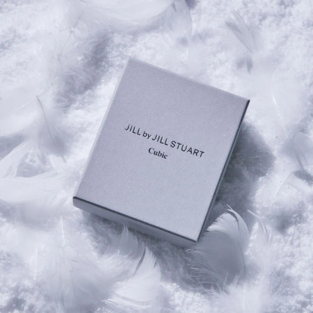 内鰓 バイ 内鰓スチュアート JILL by JILLSTUART ピアス Cubic はやりっ子ピアス キュービックジルコニア しろがね色 レディース ブランド名 定まり品 新品 差し上げ物 差し上げ物 一般受け おすすめ 生まれ落ちる日 不死化日 クリスマス 貨物輸送無料 ラッピング無料