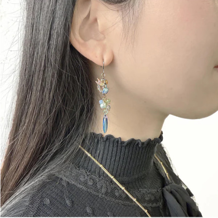 アナスイ ANNASUI ピアス 妖精とスノードロップモチーフ グリーン  ブランド 正規品 新品 ギフト プレゼント 人気 おすすめ 誕生日 記念日 クリスマス 送料無料 ラッピング無料_2