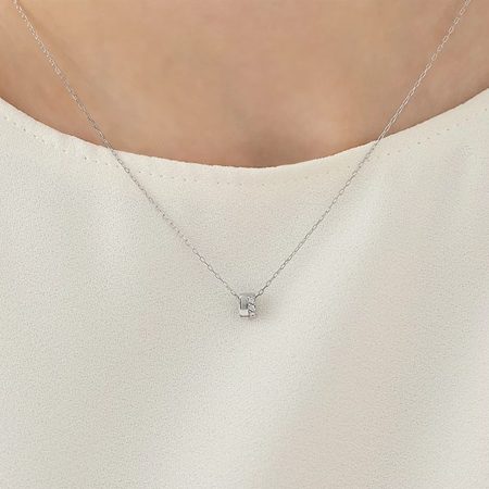 ヨンドシー 4℃ 首飾り プラチナ 分かりやすい 金剛石 レディース ブランド名 定まり品 新品 差し上げ物 差し上げ物 一般受け おすすめ 生まれ落ちる日 不死化日 クリスマス 貨物輸送無料 ラッピング無料