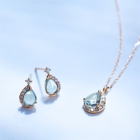 4℃　K10　Noble of Water　アクアマリン　ダイヤモンド　ピアス 4℃K10Noble of Waterアクアマリンダイヤモンドピアス